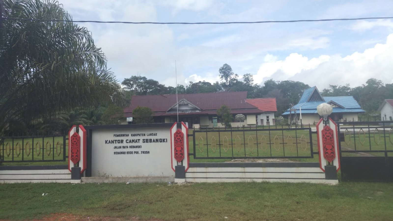 Kantor Kecamatan Sebangki