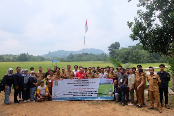 Pembentukan sistem kendali internal koperasi sawit mandiri di Kecamatan Sebangki